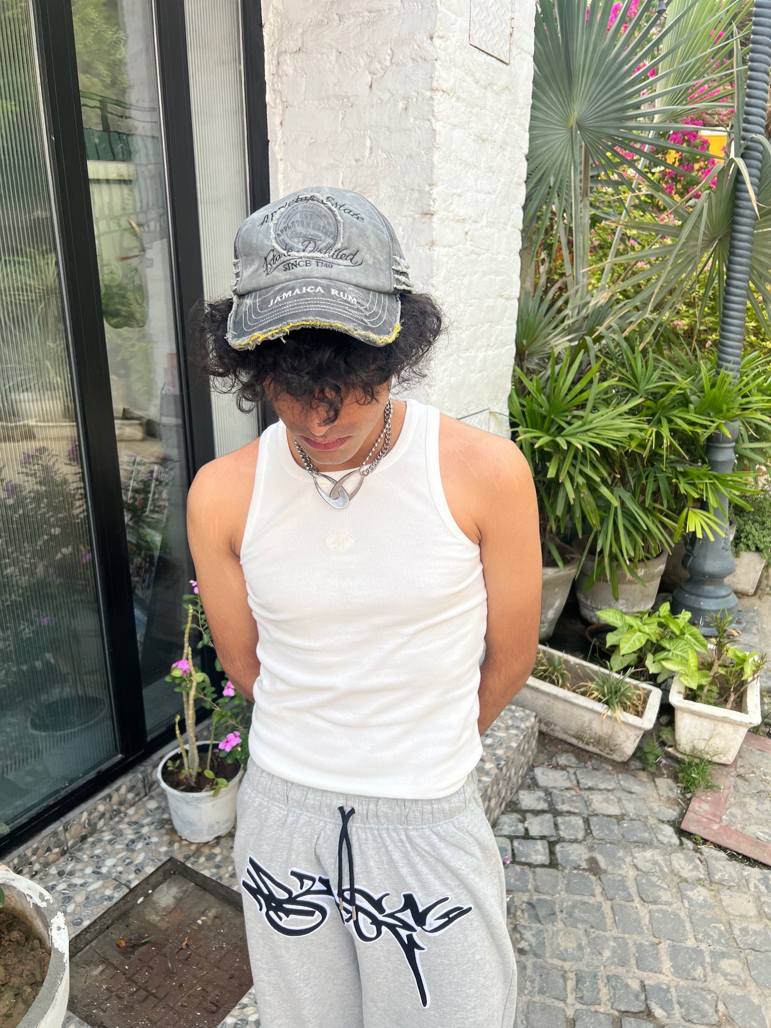 Essential Tank - White