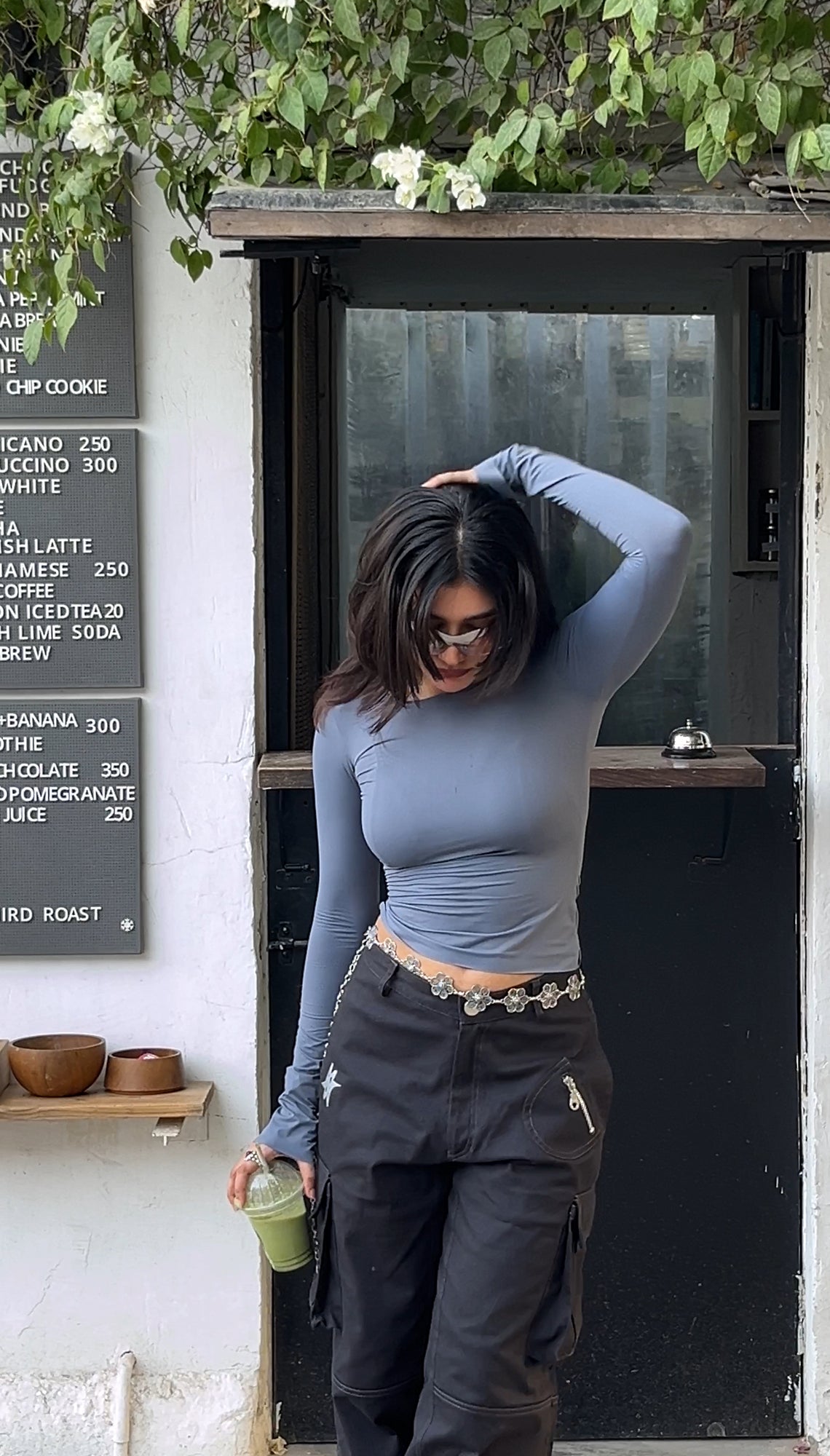 Basic Baddie tee - Cool grey